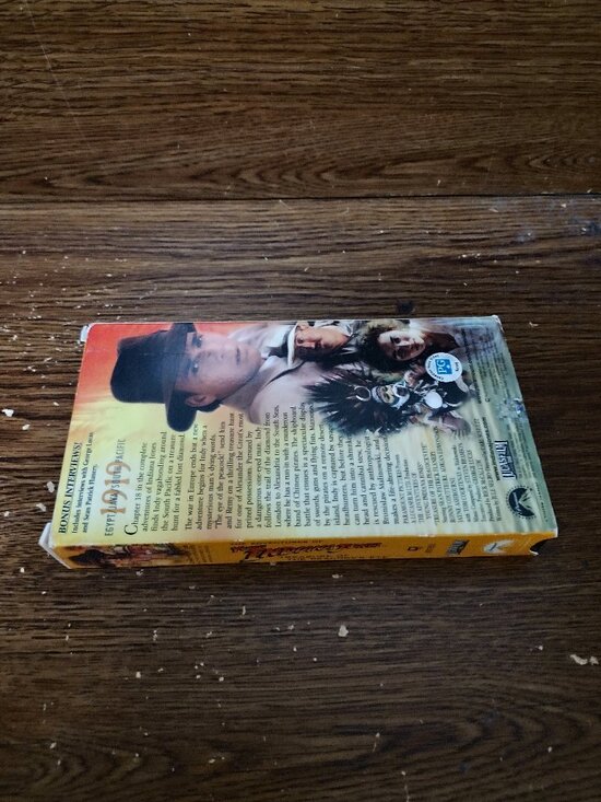 The Adventures of Young Indiana Jones: Treasure of the Peacock's Eye (VHS, 1999) - Picture 3 of 6